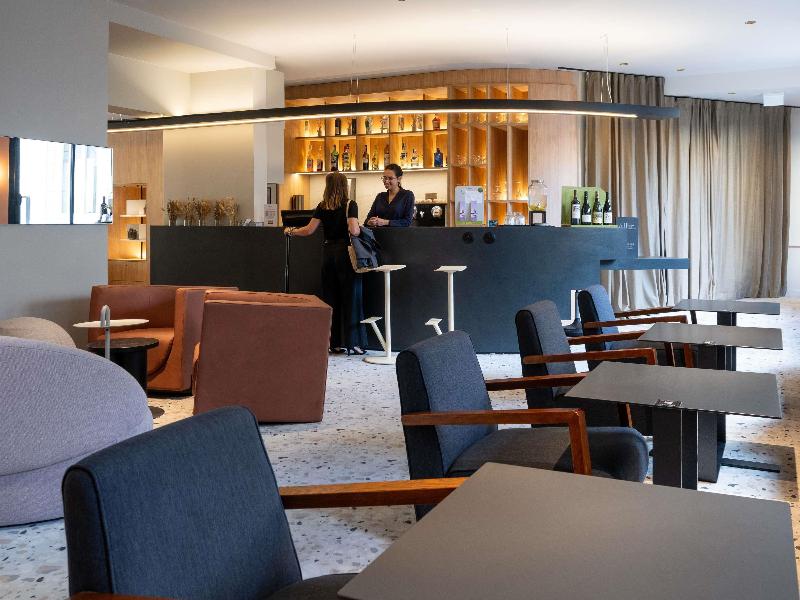 Mercure Paris 15 P Versailles image