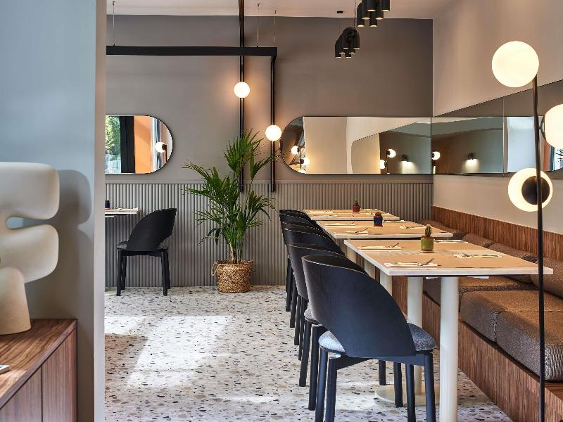Mercure Paris 15 P Versailles image