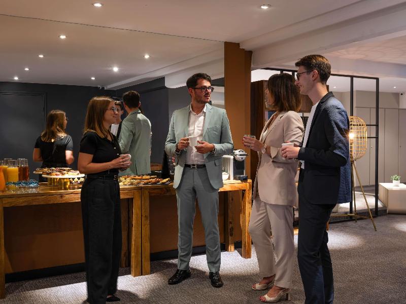 Mercure Paris 15 P Versailles image