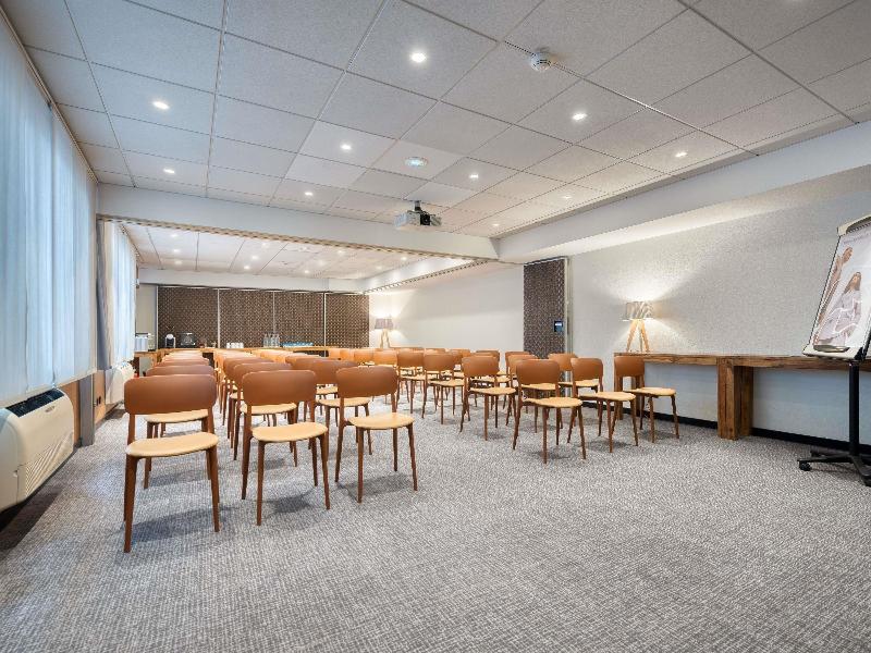 Mercure Paris 15 P Versailles image