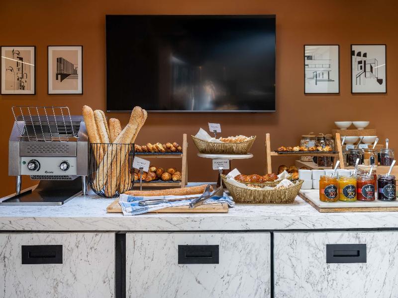 Mercure Paris 15 P Versailles image
