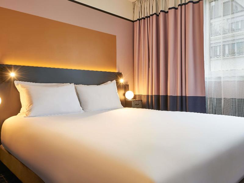 Mercure Paris 15 P Versailles image