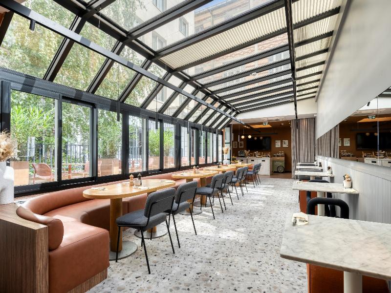 Mercure Paris 15 P Versailles image