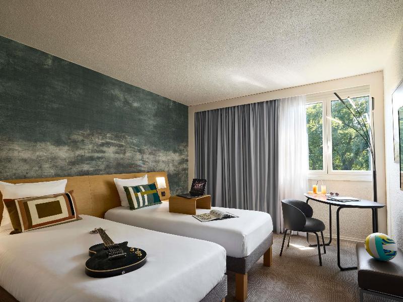 Novotel Bayeux image