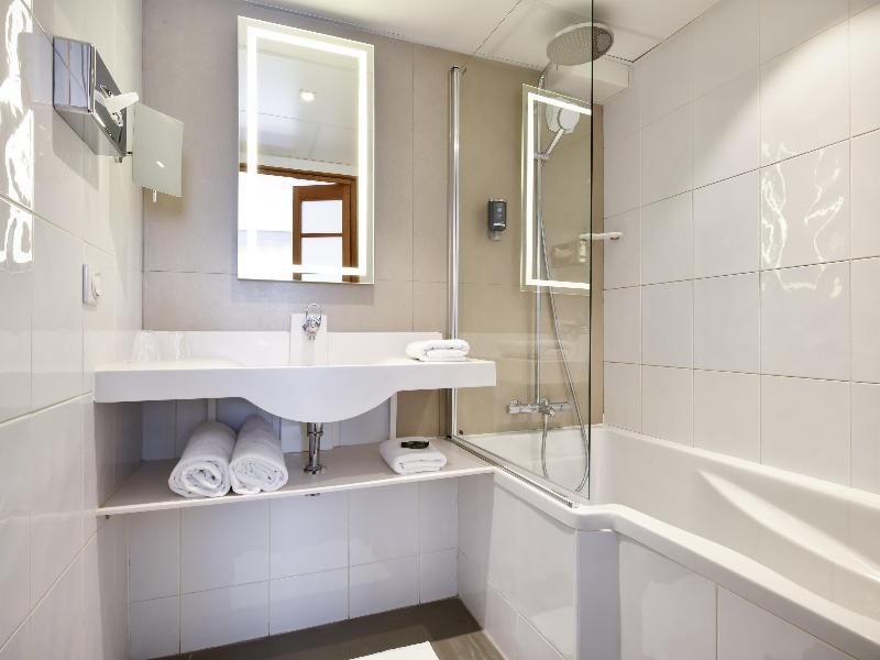 Novotel La Rochelle Centre image