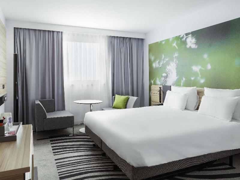Novotel Paris CDG Airport image