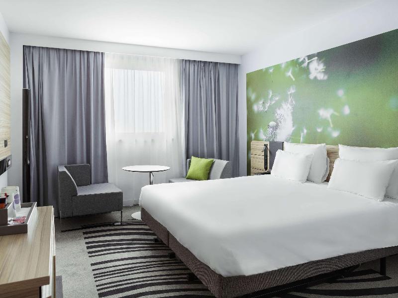 Novotel Paris CDG Airport image