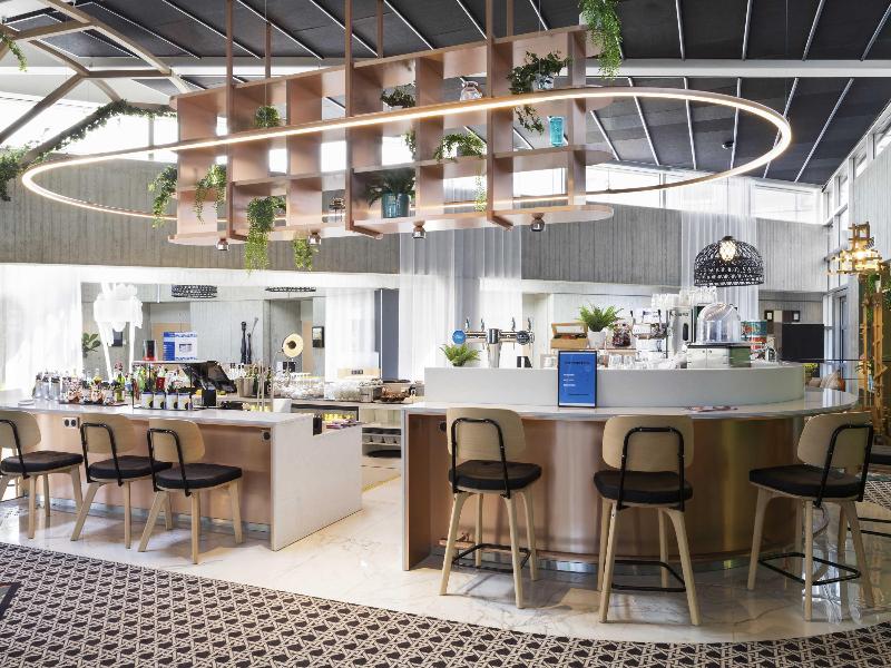 Novotel Paris CDG Airport image