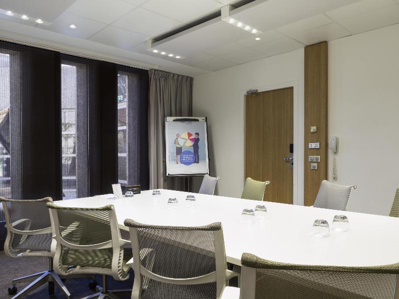 Novotel Paris CDG Airport image