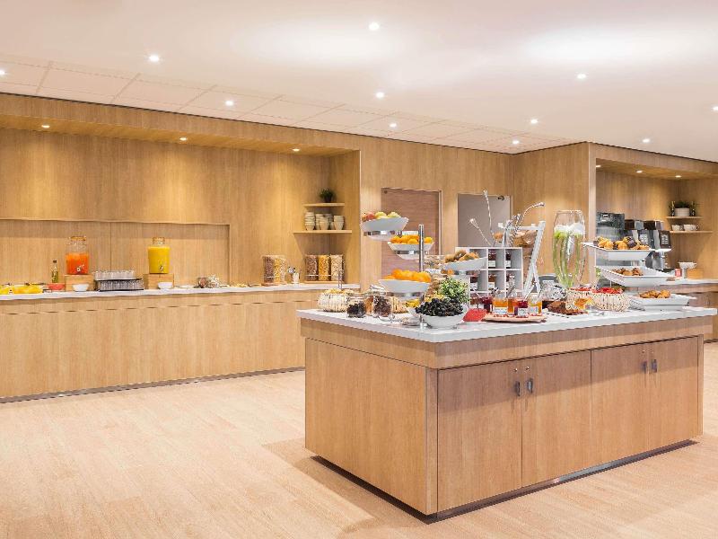 Novotel Paris CDG Airport image