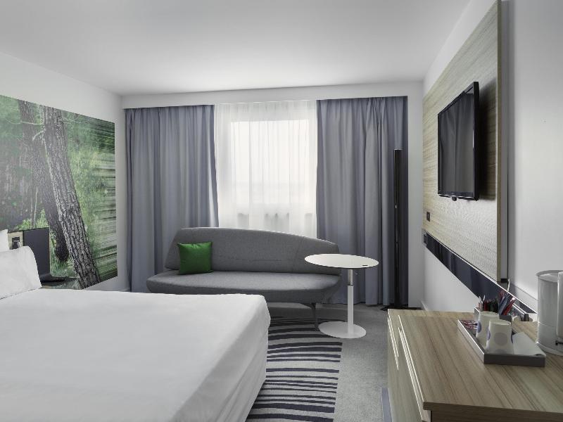 Novotel Paris CDG Airport image