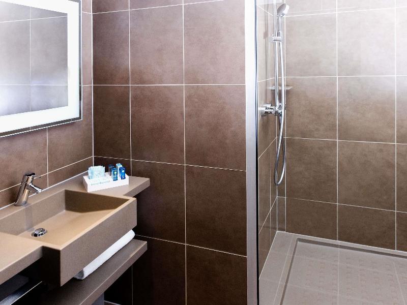 Novotel Paris CDG Airport image