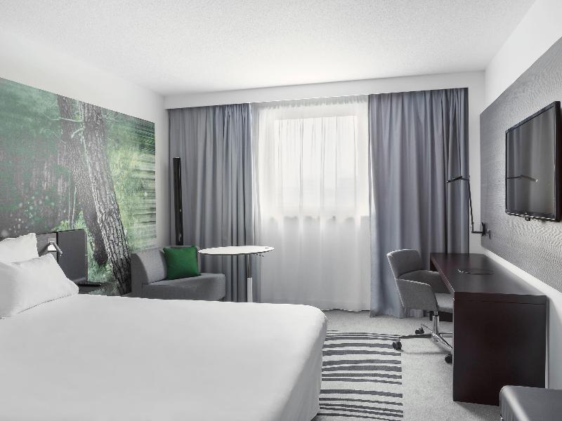 Novotel Paris CDG Airport image