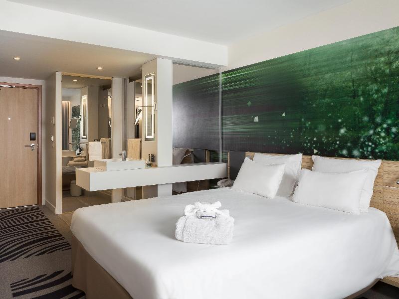 Novotel Paris CDG Airport image