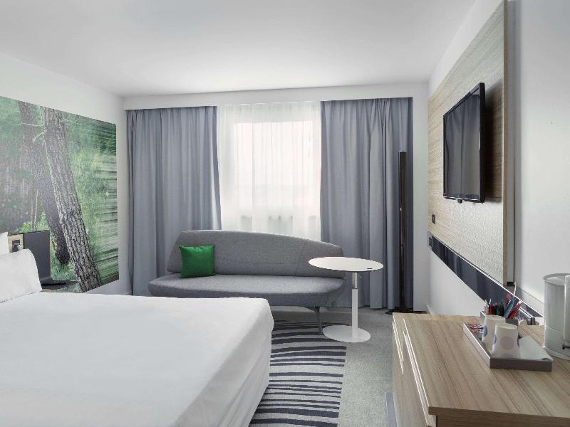 Novotel Paris CDG Airport image
