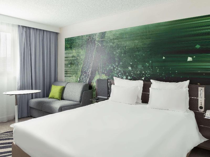 Novotel Paris CDG Airport image