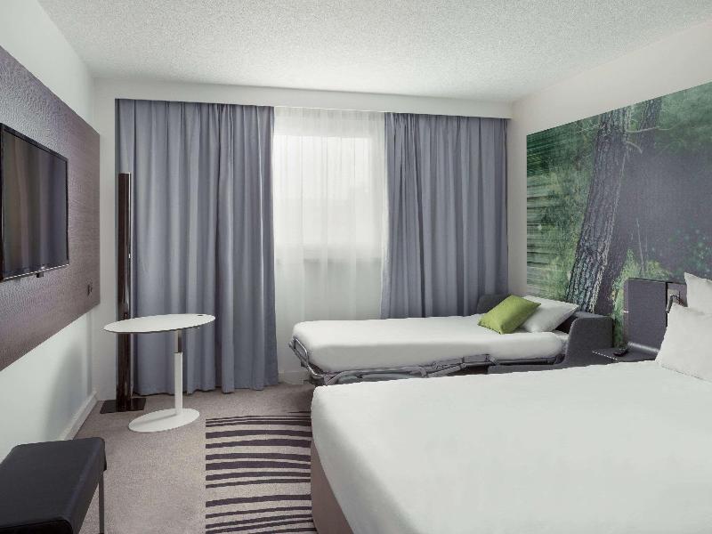 Novotel Paris CDG Airport image
