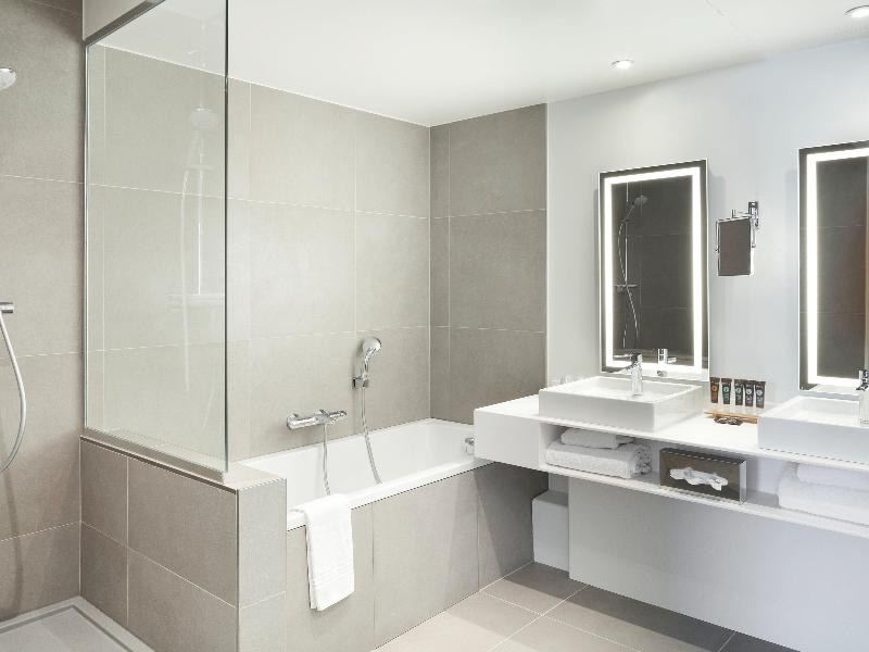 Novotel Paris CDG Airport image