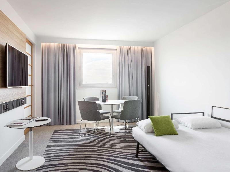 Novotel Paris CDG Airport image