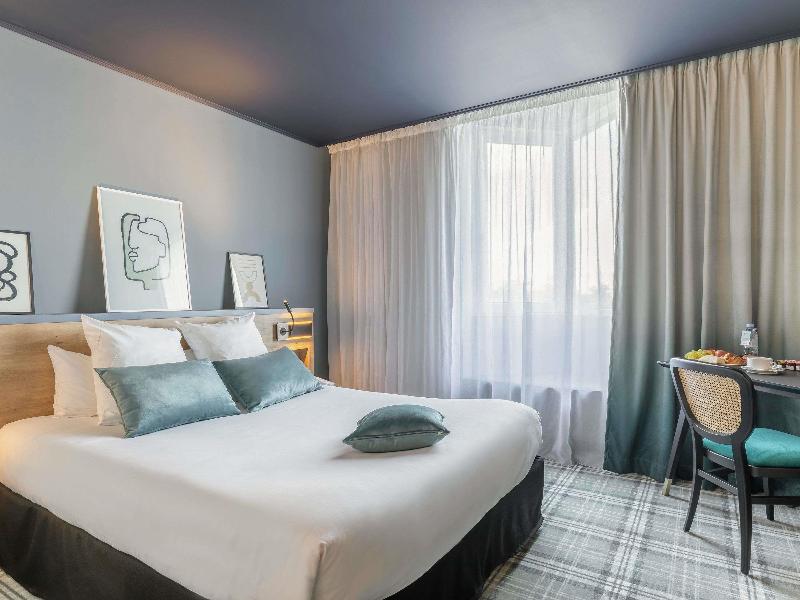 Mercure Lyon Est Villefontain image