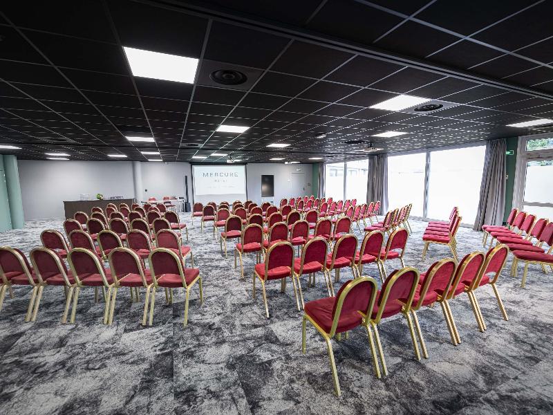 Mercure Lyon Est Villefontain image