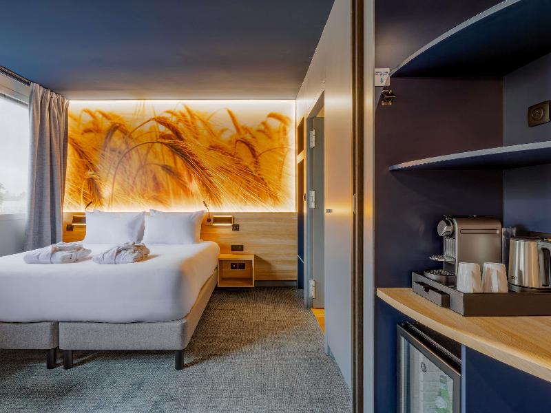 Mercure Lyon Est Villefontain image