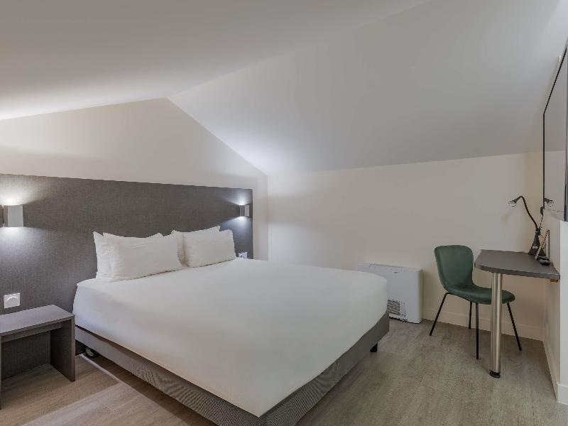 Mercure Lyon Est Villefontain image