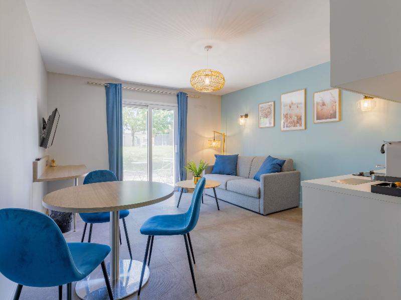 Mercure Lyon Est Villefontain image