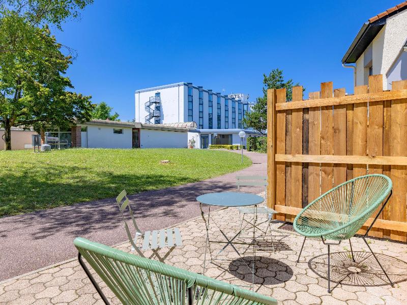 Mercure Lyon Est Villefontain image
