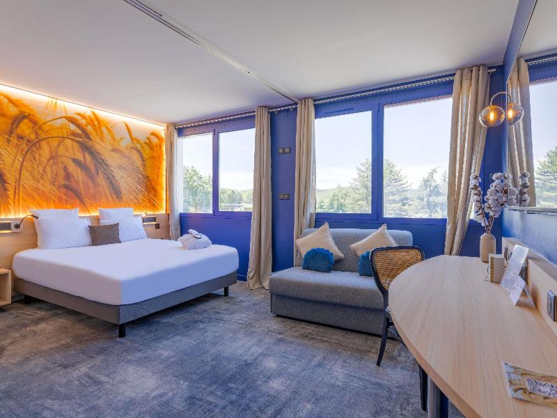Mercure Lyon Est Villefontain image