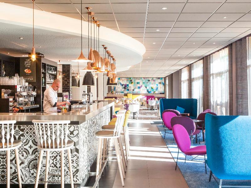 Novotel Saint Quentin Golf National image