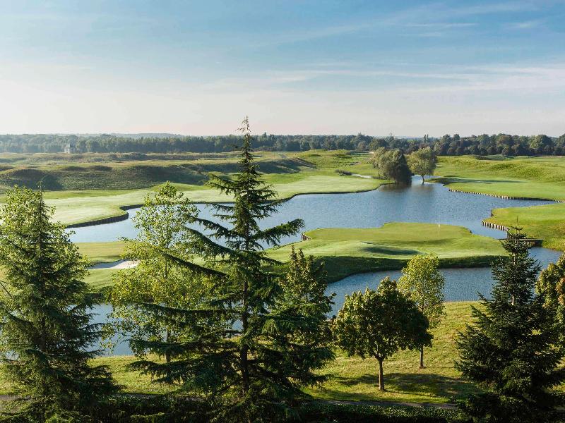 Novotel Saint Quentin Golf National image