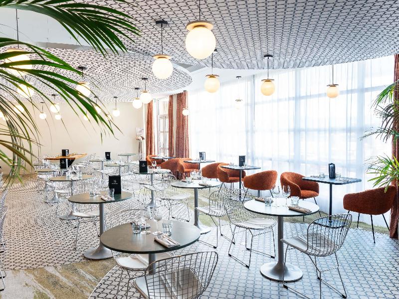 Novotel Saint Quentin Golf National image