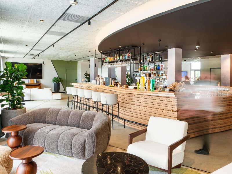 Novotel Saint Quentin Golf National image