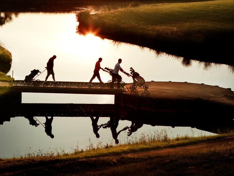 Novotel Saint Quentin Golf National image