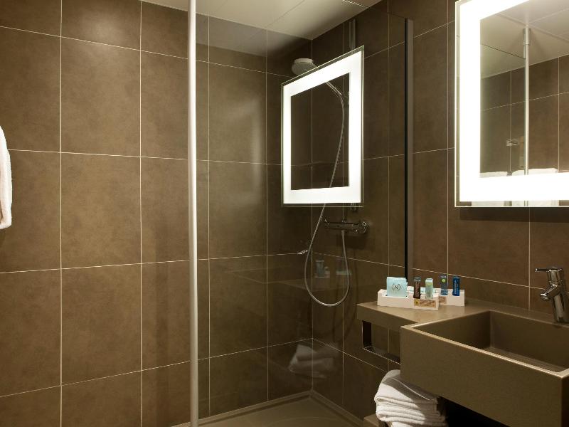 Novotel Saint Quentin Golf National image
