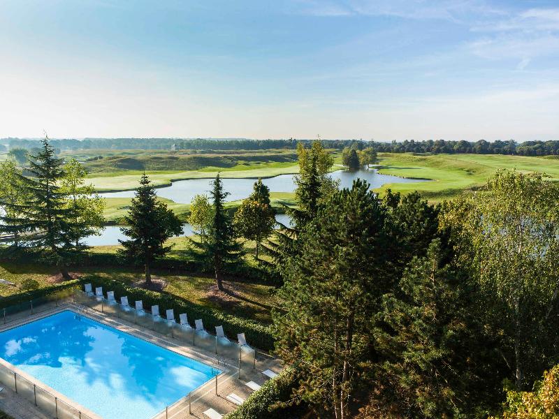 Novotel Saint Quentin Golf National image
