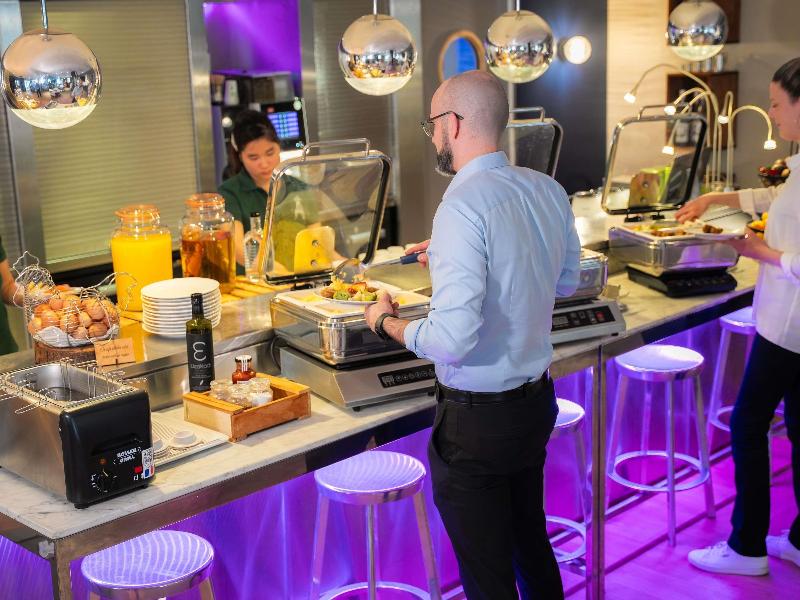 Mercure Paris Massy Gare TGV image