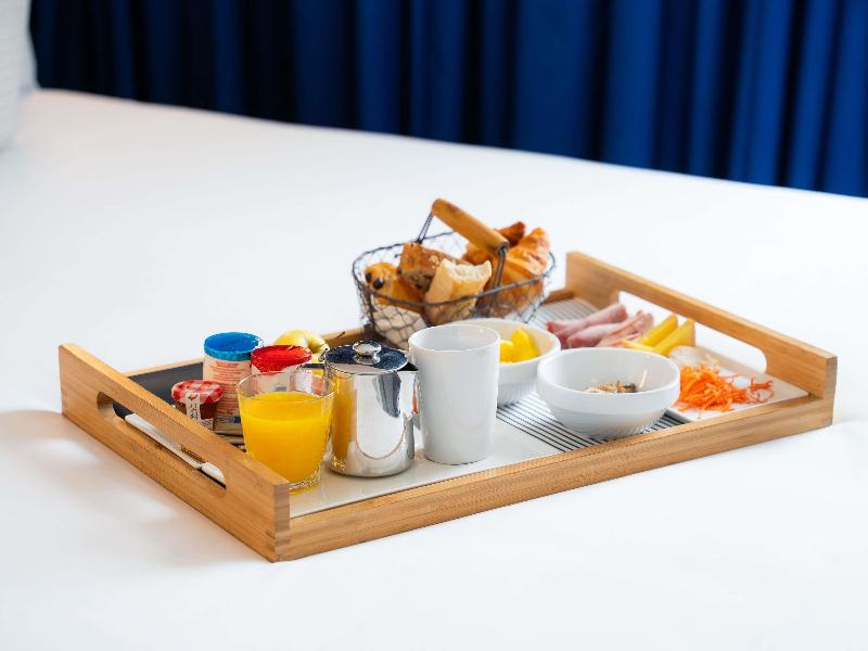 Mercure Paris Massy Gare TGV image