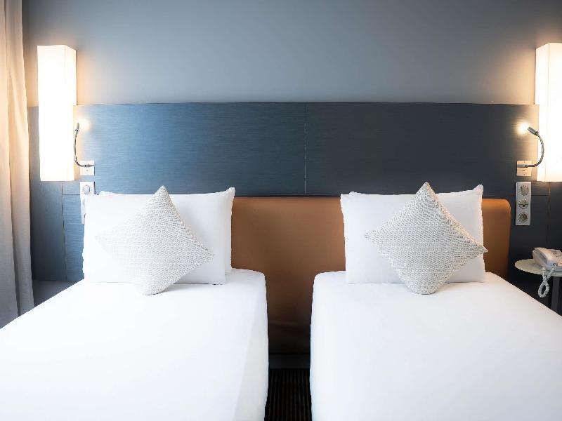 Mercure Paris Massy Gare TGV image