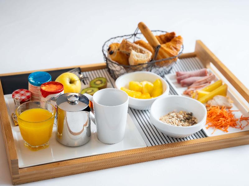 Mercure Paris Massy Gare TGV image