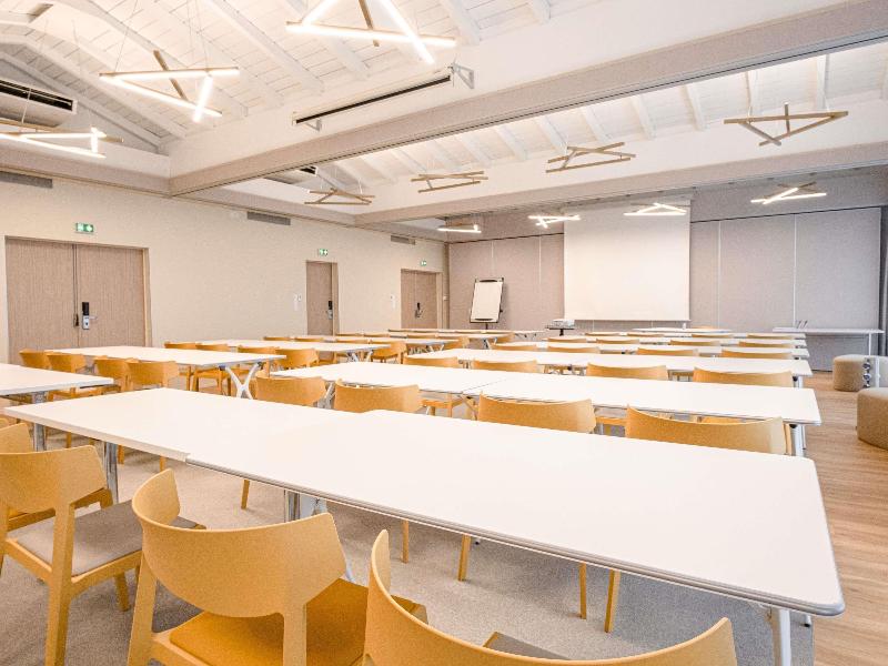 Novotel Narbonne Sud image
