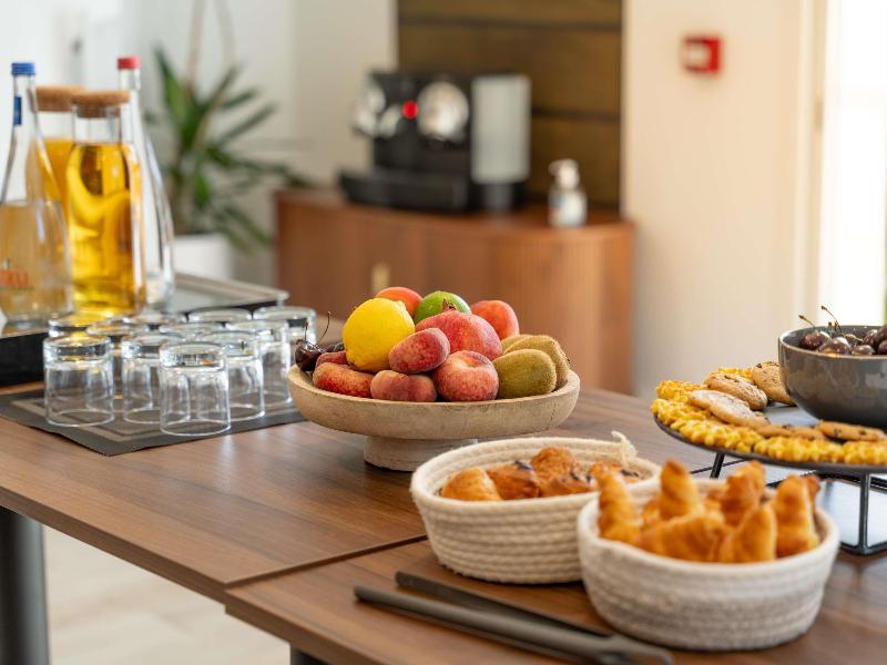 Novotel Pau Pyrenees image