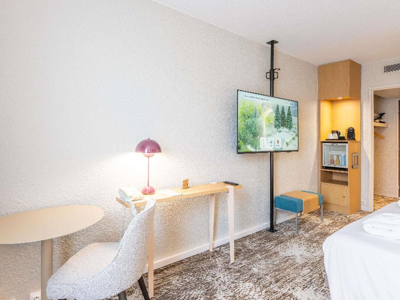 Novotel Grenoble Nord Voreppe image