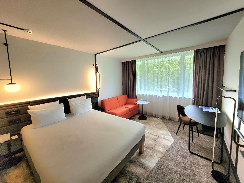 Novotel Lille Aeroport image