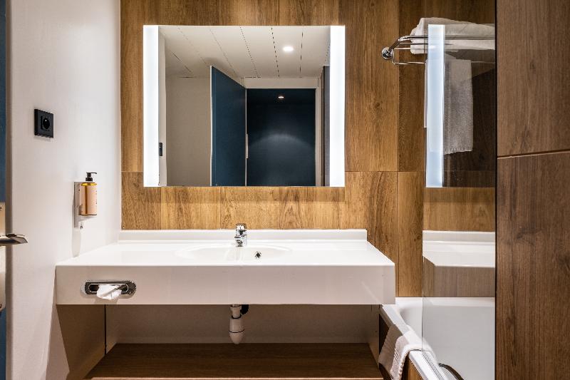 Mercure Grenoble Ct Alpotel image