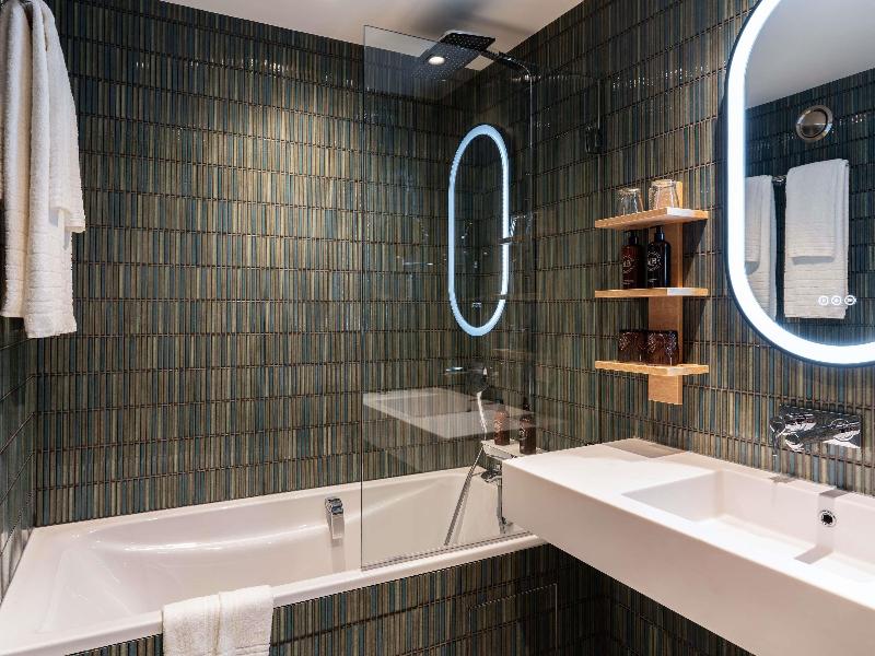 Novotel Paris Les Halles image