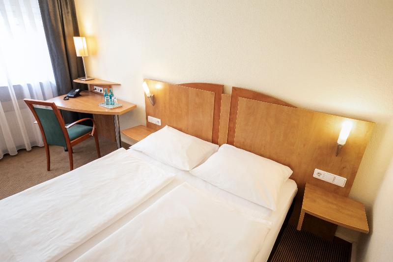 ACHAT Hotel Braunschweig image