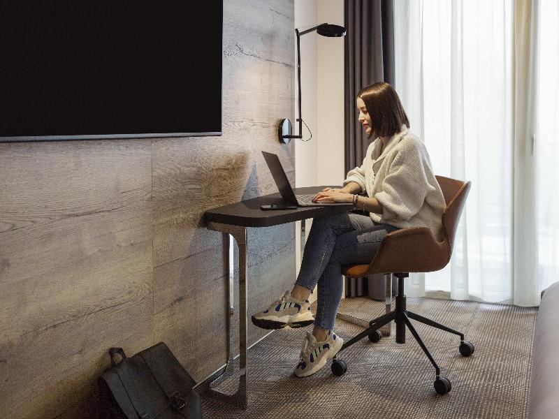 Novotel Lausanne Bussigny image