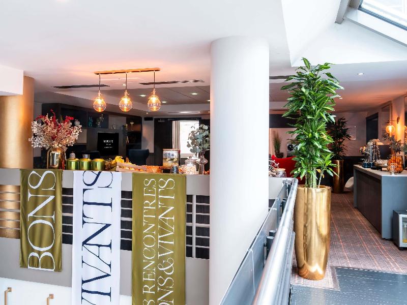 Mercure Paris La Defense Arche image